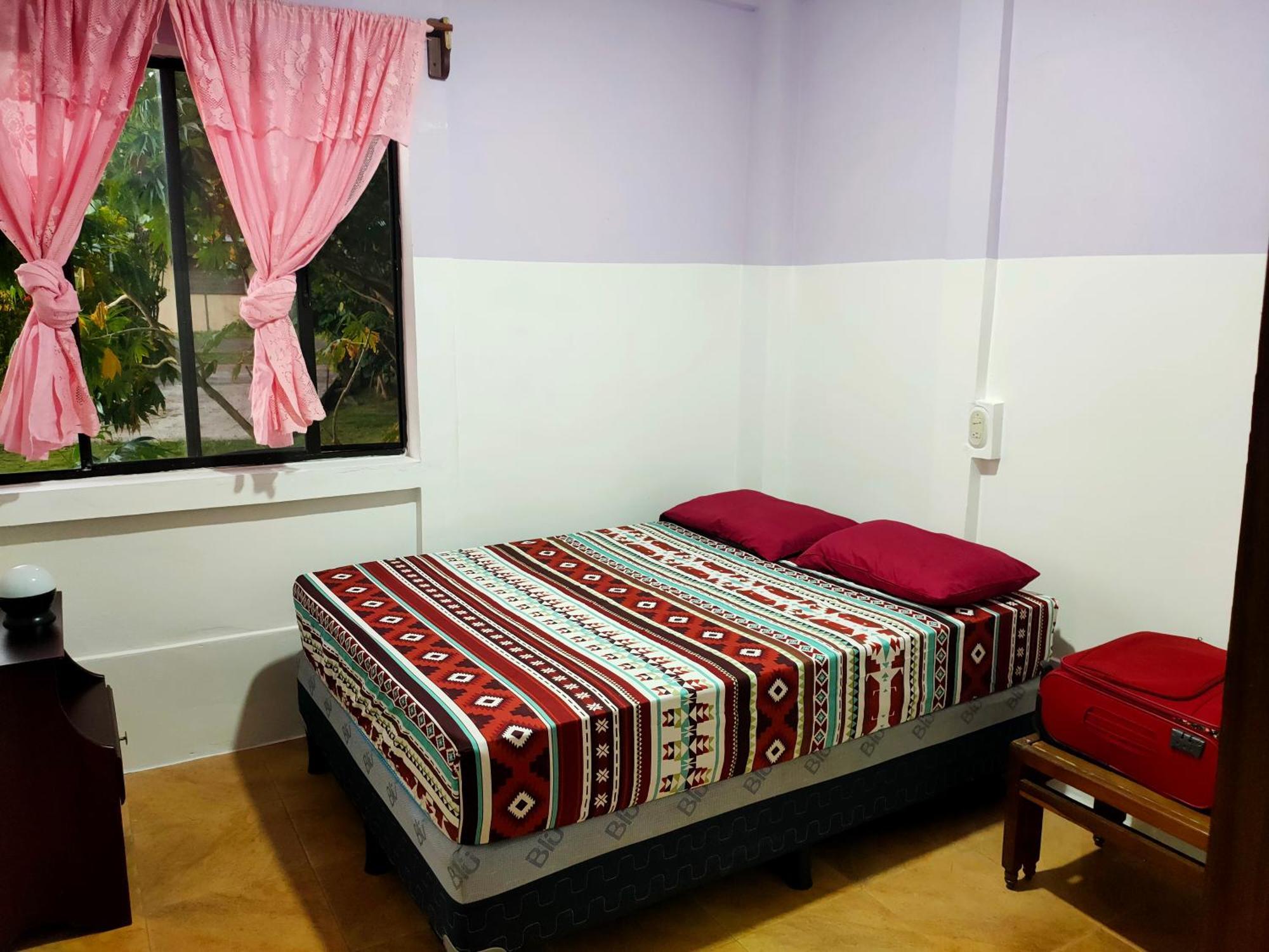 Guesthouse Island Escape South End Habitación foto