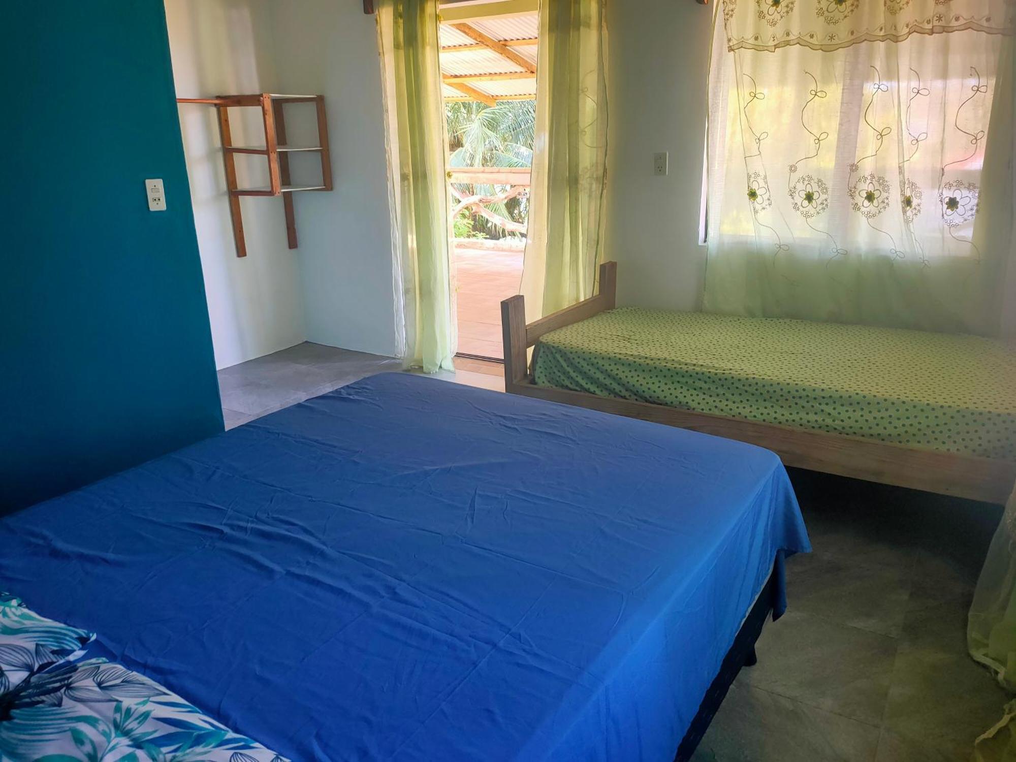 Guesthouse Island Escape South End Habitación foto